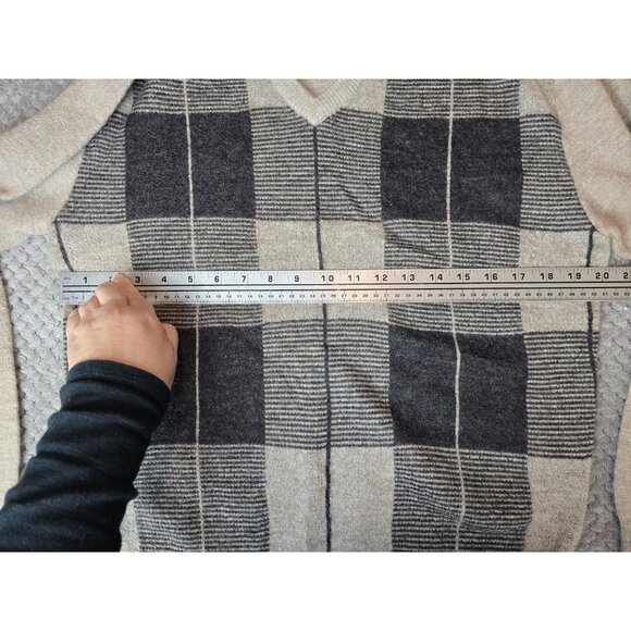 Luxury KUNA 100% Baby Alpaca Plaid V-Neck Sweater Size M Soft Warm Made Peru - Picture 5 of 9